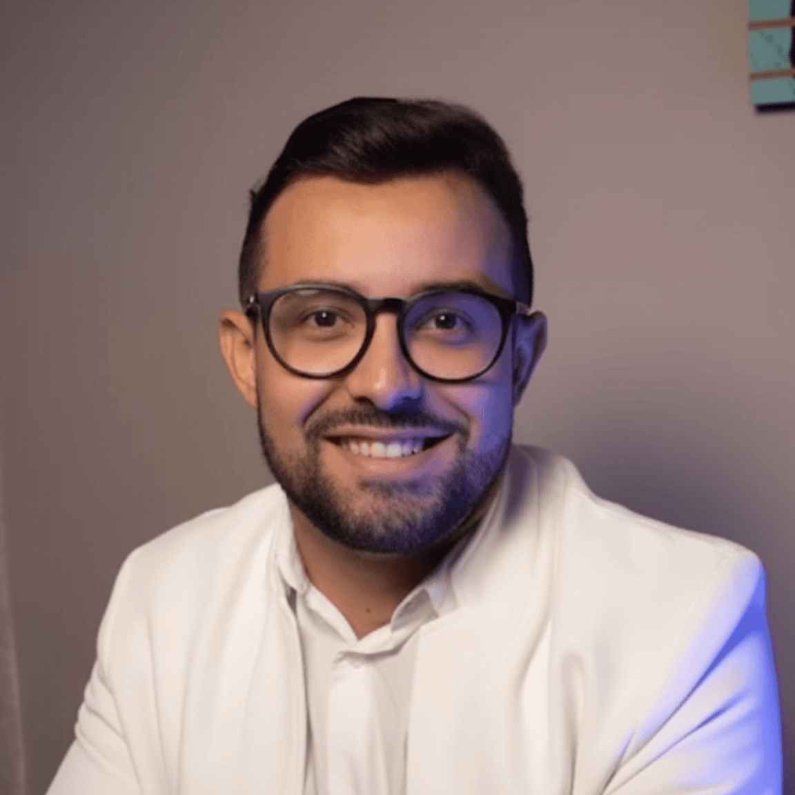 Dr. Marcos Vinícius - Pneumologista